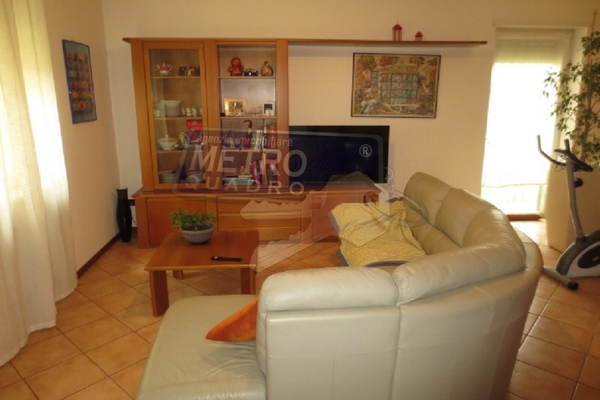 salotto - UNIFAM. AFFIANCATA THIENE (VI) NORD 